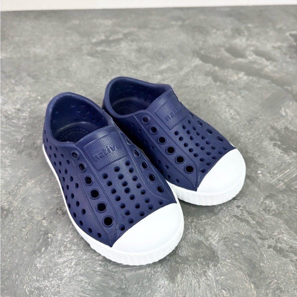 Native Jefferson slip on sneaker shoes size 5 toddler unisex navy